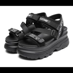 BRAND NEW Veltura Raw Basso platform sandals